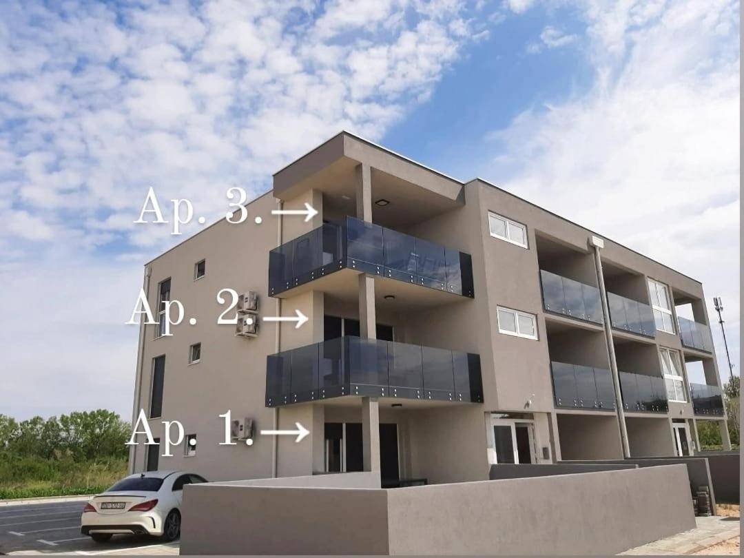 Apartments Anda นิน ภายนอก รูปภาพ
