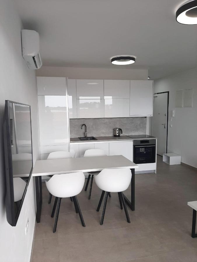 Apartments Anda นิน ภายนอก รูปภาพ